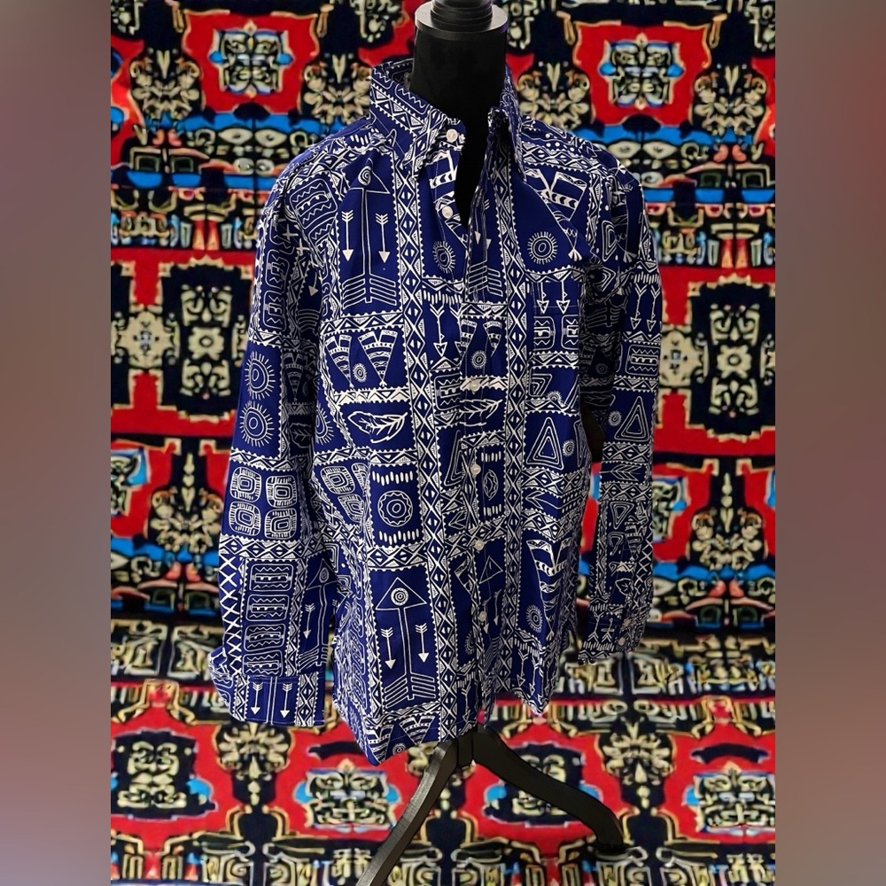 Nana Atta’s Fashion Cape Coast. Ghana Men's Blue Patterned Shirt - Picture 2 of 3